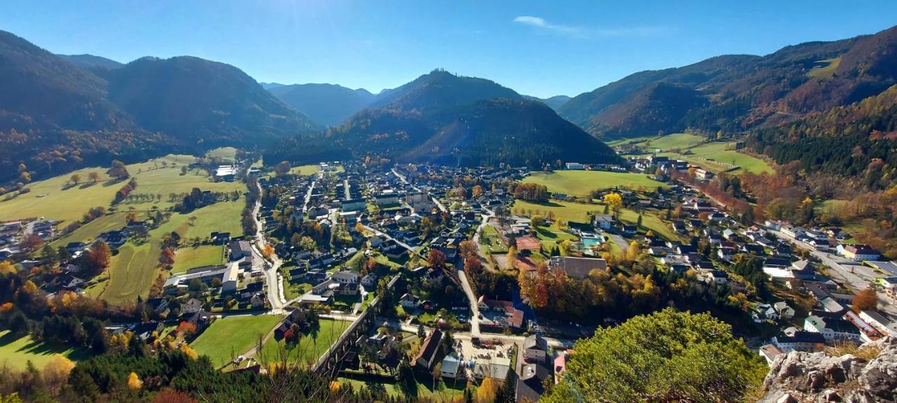Ferienwohnung Bergspass Gaming Bagian luar foto